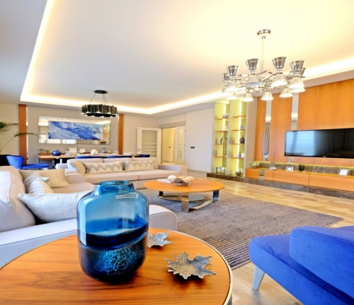 BÜYÜKÇEKMECE GÜZELCE´DE FULL SOSYAL SİTE İÇERİSİNDE MUHTEŞEM 4+1
