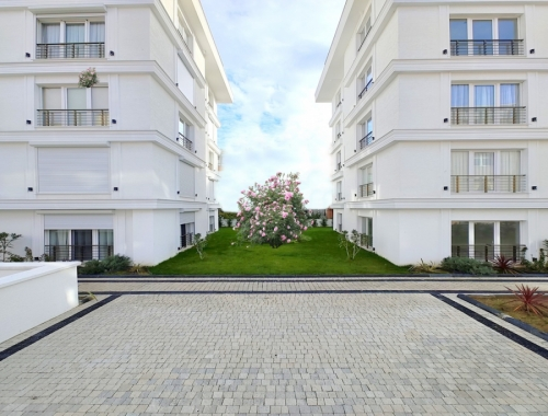 BÜYÜKÇEKMECE´DE SİTE İÇİ SAHİLE YÜRÜME MESAFESİNDE 3+1 DUBLEX