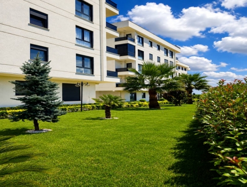 ADNAN KAHVECİ´DE EMİNEVİM VE FUZULEVİME UYGUN 4+1 SATILIK DAİRE